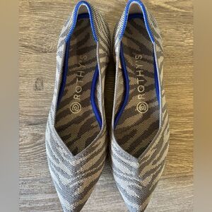 Rothy’s Point Flats Gray Zebra Size 7